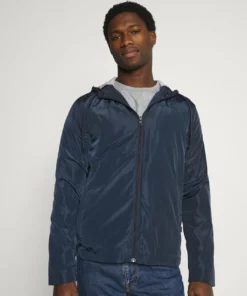 Promos Solid Magasin 26 Solid PERCY - Veste Légère - Insignia Blue