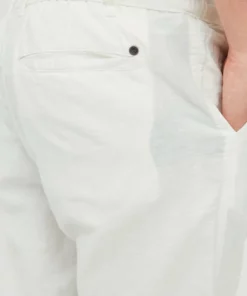 Solid SDSOHAN - Short - White -Élégance Boutique 27fa7f58a064413e86e293f434ec3259