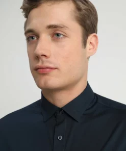 Solid SDTYLER LS 21103247 - Chemise Classique - Insignia 9 Solid SDTYLER LS 21103247 - Chemise Classique - Insignia -Élégance Boutique 39c92b4bf71444c391e28c0723990671