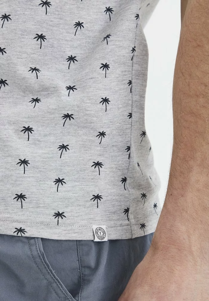 Solid SDTITIAN - Short - China Blue 3 Solid SDTITIAN - Short - China Blue – Image 3