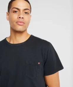 Solid SDTEE - T-shirt Basique - Black 9 Solid SDTEE - T-shirt Basique - Black -Élégance Boutique 465efb245a194c45a14506aefcfbd480