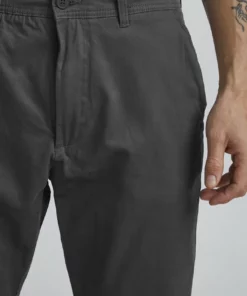 Solid Pantalon Classique - Black -Élégance Boutique 4b11cc8c0aff48daae7b57a4d41e995f