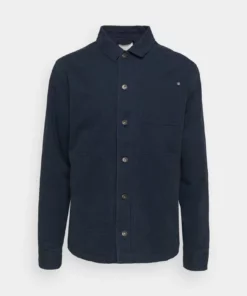 Solid TIAS - Veste Légère - Insignia Blue 10 Solid TIAS - Veste Légère - Insignia Blue -Élégance Boutique 4f93076013044683ae7a670615bd41c4