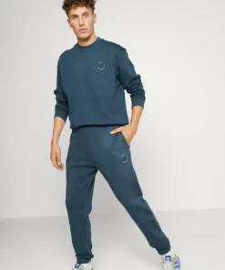 Solid SDVICTER - Pantalon De Survêtement - Ensign Blue 9 Solid SDVICTER - Pantalon De Survêtement - Ensign Blue -Élégance Boutique 698996b8a1e244ee87e5ca70a3983c0a