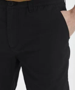 Solid SDTITIAN - Short - Black -Élégance Boutique 6b1be37c7e6e439db72b5429b460e8fb