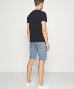 Solid DYLAN - Short En Jean - Middle Blue Denim -Élégance Boutique 6ef4d9887c8f4e7f9123a25bf068e774