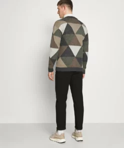 Solid VILLARD CARDIGAN - Gilet - Black/forest Melange -Élégance Boutique 6f81d2197d974c1a8e939bc876ce91b4