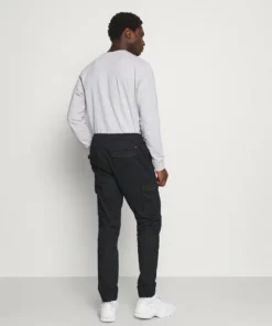 Solid JIM CUFF - Pantalon Cargo - Black 7 Solid JIM CUFF - Pantalon Cargo - Black -Élégance Boutique 73516c2d6a5745c38381707ba4c2612f