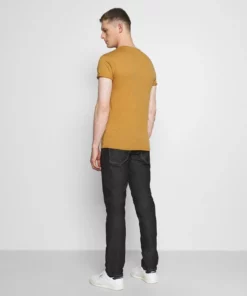 Solid RYDER - Jean Droit - Blue Wash Denim -Élégance Boutique 78c88d6860e54a84baa2041e5c3ce7df