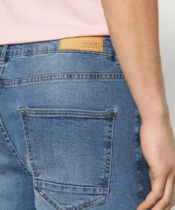 Solid SDRYDER DESTROY - Short En Jean - Light Blue Denim -Élégance Boutique 8546e17ee00f478bab7016ef0bca264b