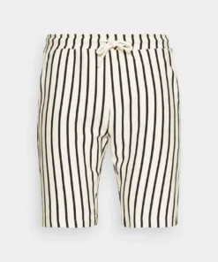 Solid STEVE - Short - Insignia Blue 10 Solid STEVE - Short - Insignia Blue -Élégance Boutique 88d8f47d963d46c5966a09ba950632a2