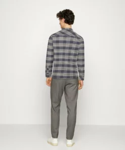 Solid AYDEN - Chemise - Peyote 7 Solid AYDEN - Chemise - Peyote -Élégance Boutique 8aa2f1ca72fc44ea8a07ad7eee5747da