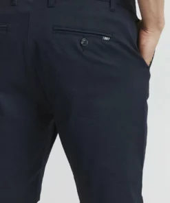 Solid SDFRED STRUCTURE SHO - Short - Insignia Blue -Élégance Boutique 8d41fcbd884046f081aab3daeb69a630