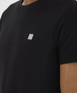 Solid SDCONNI - T-shirt Basique - Black -Élégance Boutique 9df5287cd3a243df8f2a8bf9183145c1