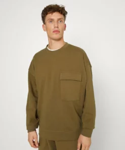 Solid VARDEN CREWNECK - Sweatshirt - Kangaroo