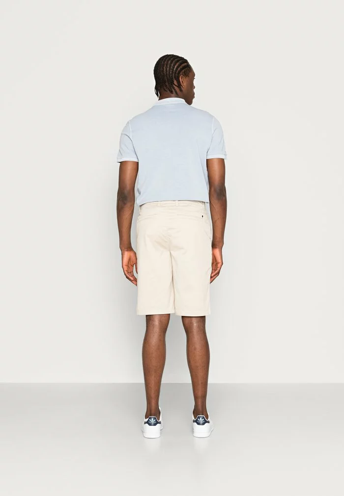 Solid BISHOP - Short - Oatmeal 3 Solid BISHOP - Short - Oatmeal – Image 3