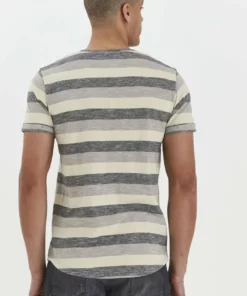 Solid SDTHICCO - T-shirt Imprimé - Black 9 Solid SDTHICCO - T-shirt Imprimé - Black -Élégance Boutique c6d0f867bf2d4d098b7bd2c6eec16d6a