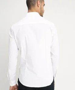 Solid SDTYLER LS 21103247 - Chemise Classique - White 8 Solid SDTYLER LS 21103247 - Chemise Classique - White -Élégance Boutique c946607797a245228209048b7afcd6ad