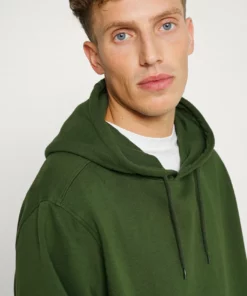 Solid VARICK HOOD - Sweatshirt - Black Forest -Élégance Boutique da64c4dacd7a4beb866335aa427cf414