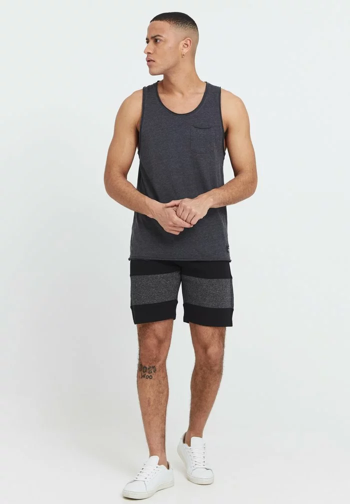 Solid SDMEKIR - Short - Black 2 Solid SDMEKIR - Short - Black – Image 2