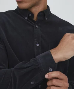 Solid SDJUAN LS CORDUROY 21104208 - Chemise - Insignia Blue -Élégance Boutique f099b44a0baf427eb1e70142f415ec7a