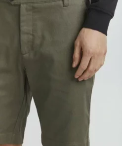 Solid SDFRED STRUCTURE SHO - Short - Dusty Olive -Élégance Boutique f71d2a8bbfad427684e92f3e5d60acc4