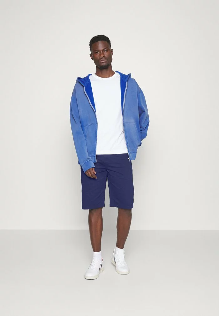 Solid Short - Ocean Cavern 2 Solid Short - Ocean Cavern – Image 2